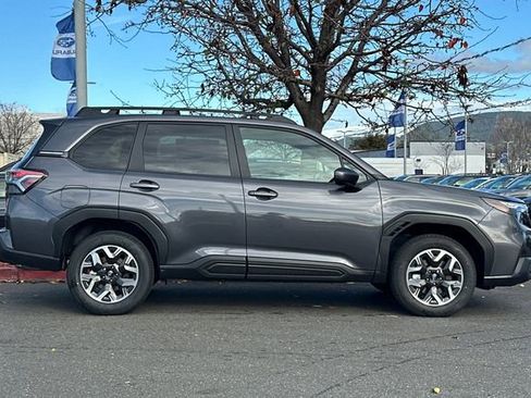 New 2026 Subaru Forester Premium image 3