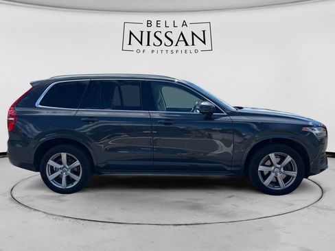 Used 2022 Volvo XC90 T5 Momentum AWD/4WD image 6