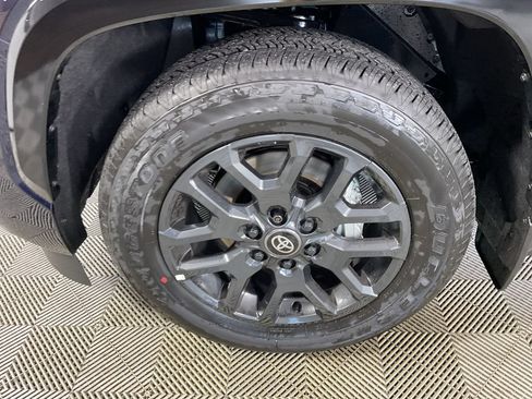 New 2026 Toyota Sequoia Platinum AWD/4WD image 4
