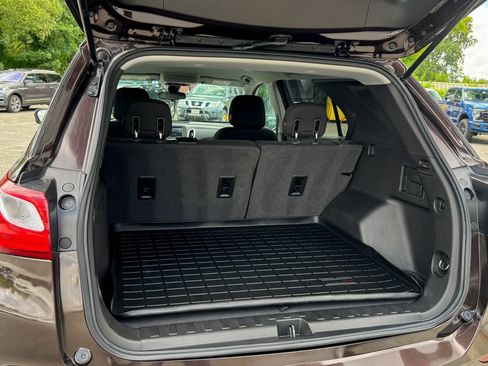 Used 2020 Chevrolet Equinox LT AWD/4WD image 16