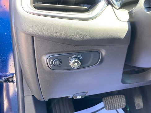 Used 2022 Chevrolet Equinox LT AWD/4WD image 15