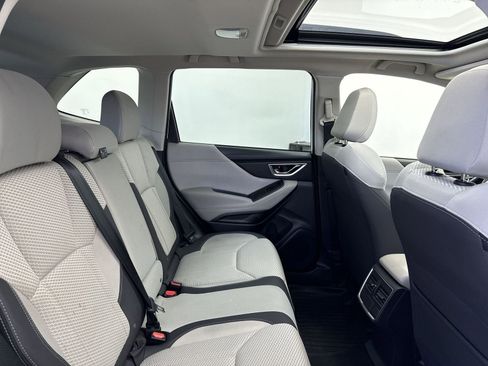 Used 2021 Subaru Forester Premium image 37