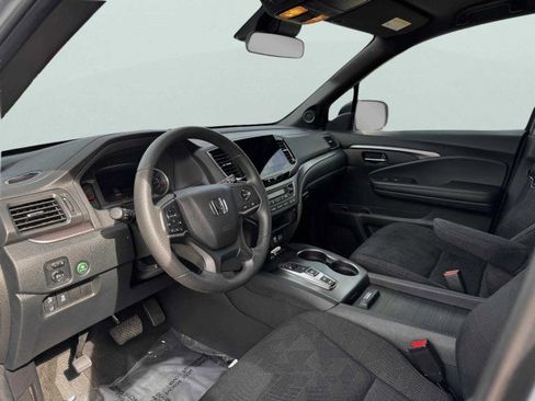 Used 2022 Honda Pilot Sport image 14