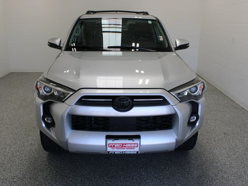 Used 2024 Toyota 4Runner SR5 Premium w/ Moonroof Package RWD image 3