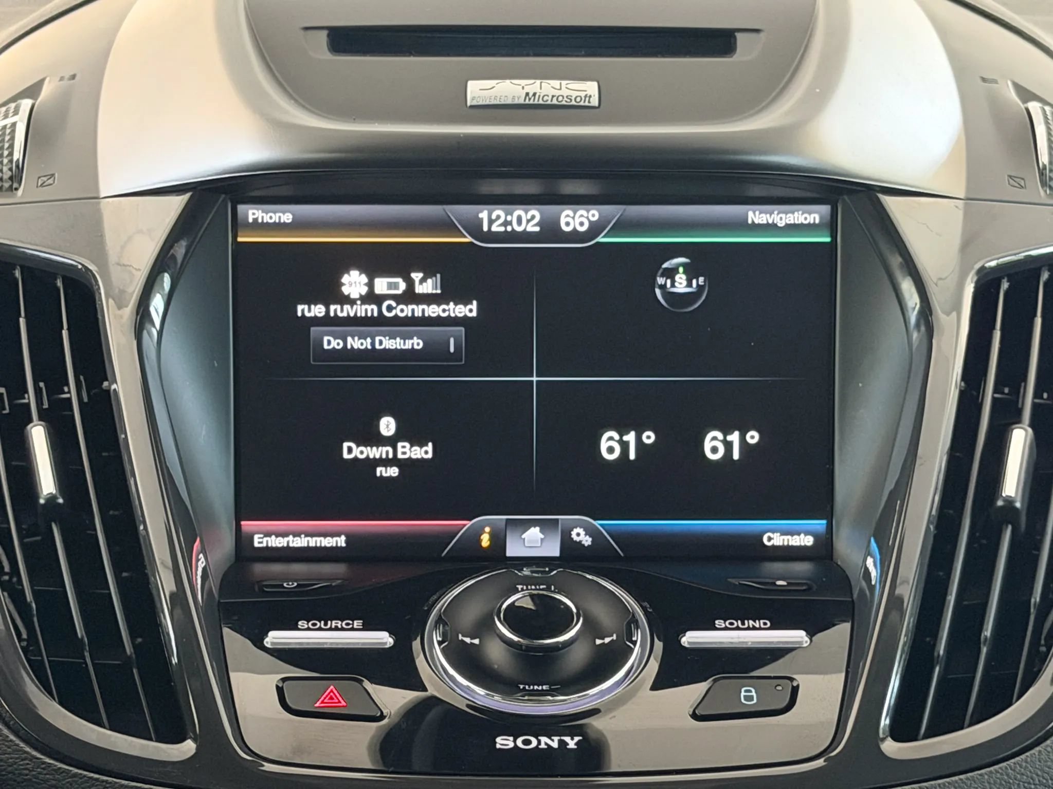 Used 2015 Ford Escape Titanium FWD image 30