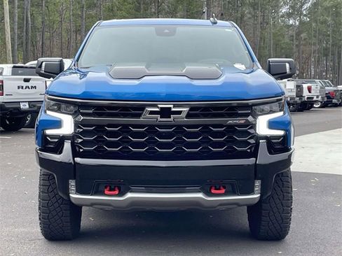 Used 2023 Chevrolet Silverado 1500 ZR2 w/ Technology Package image 31