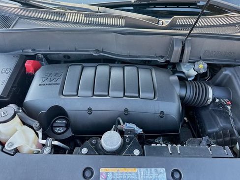 Used 2017 Chevrolet Traverse LS FWD image 34