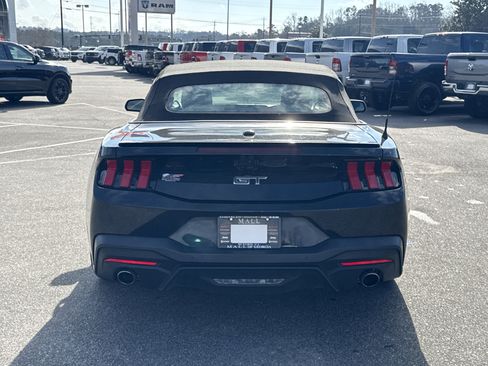 Used 2024 Ford Mustang GT Premium image 7