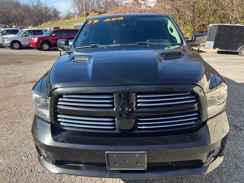 Used 2017 RAM 1500 Sport w/ Black Ram 1500 Sport Group image 3