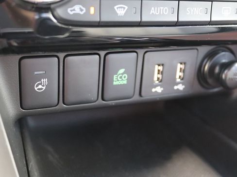 Used 2025 Mitsubishi Eclipse Cross SEL AWD/4WD image 34