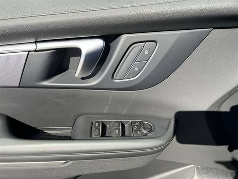Certified 2025 Buick Enclave Sport Touring FWD image 17