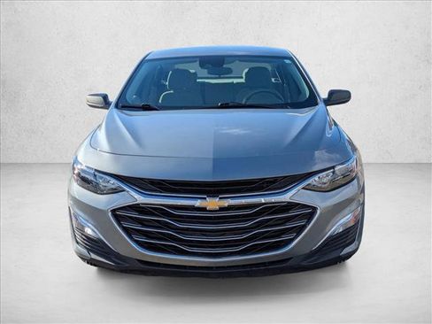 Used 2023 Chevrolet Malibu LS image 2