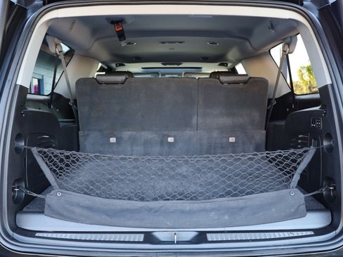 Used 2019 Chevrolet Suburban Premier w/ RST 6.2L Performance Edition image 17