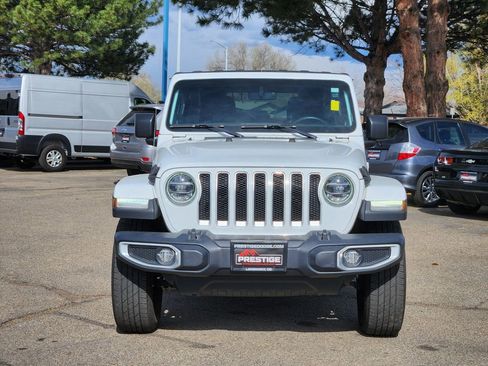 Used 2019 Jeep Wrangler Unlimited Sahara image 5
