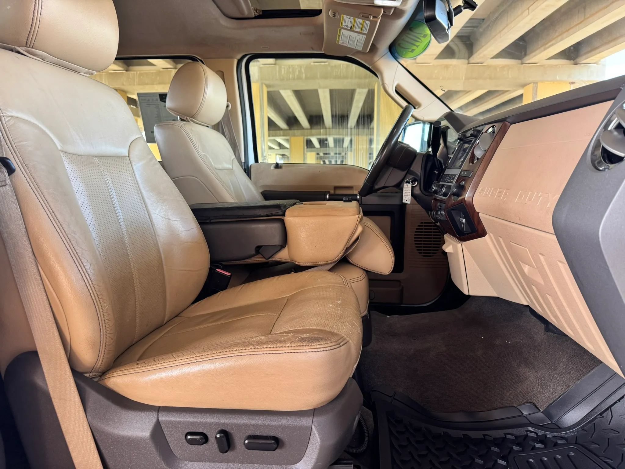 Used 2012 Ford F350 Lariat w/ Lariat Ultimate Pkg AWD/4WD image 26