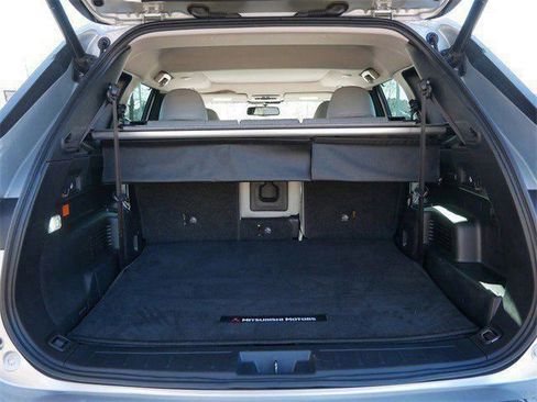 Used 2023 Mitsubishi Outlander SEL image 16