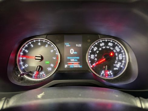 Used 2020 Toyota RAV4 XLE FWD image 23