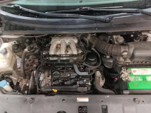 Used 2008 Kia Sedona LX FWD image 40