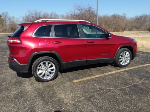 Used 2014 Jeep Cherokee Limited image 11