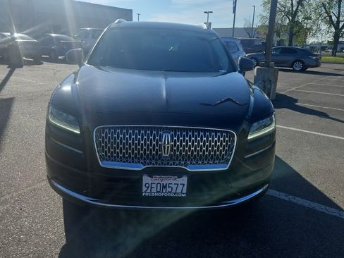 Used 2023 Lincoln Nautilus AWD w/ Premium Package image 4