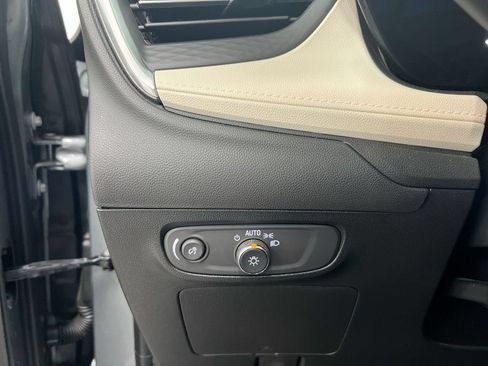 Used 2024 Buick Encore GX Avenir w/ Avenir Convenience Package AWD/4WD image 18