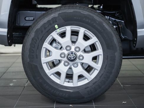 New 2026 Toyota Tacoma SR5 AWD/4WD image 17