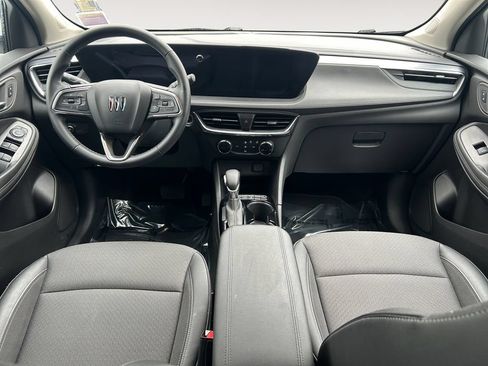 Used 2025 Buick Encore GX Preferred AWD/4WD image 11