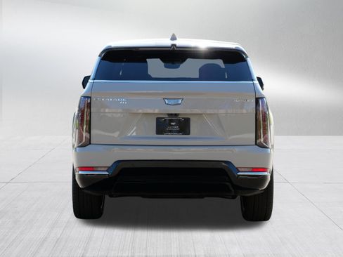 Used 2026 Cadillac Escalade IQ Luxury 1 w/ LPO, Floor Liner Package AWD/4WD image 5