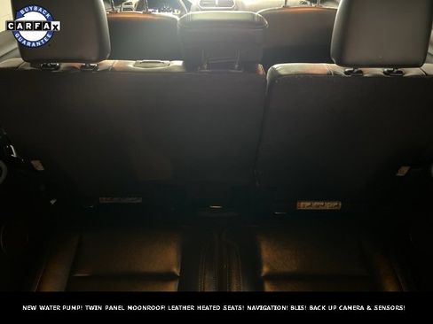 Used 2017 Ford Explorer XLT w/ Equipment Group 202A image 10