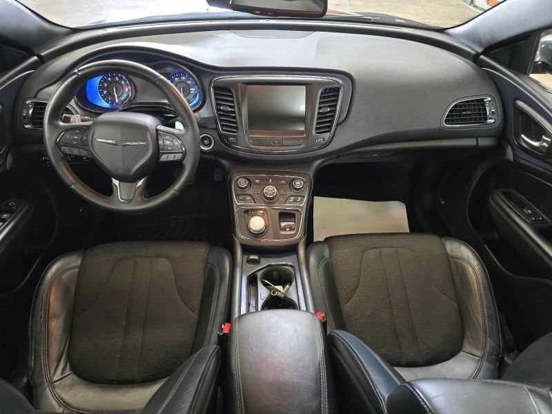 Used 2015 Chrysler 200 S w/ Navigation & Sound Group I AWD/4WD image 4