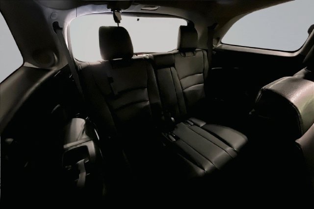Used 2019 Honda Pilot Touring image 28