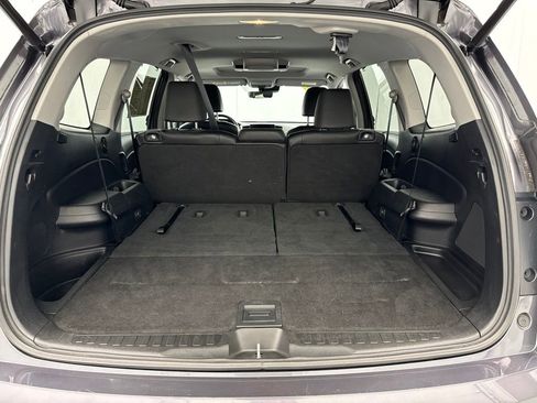 Used 2019 Honda Pilot Touring image 10