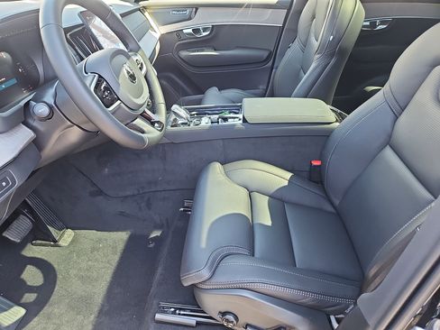 New 2026 Volvo XC90 T8 Ultra w/ Protection Package Premier image 21