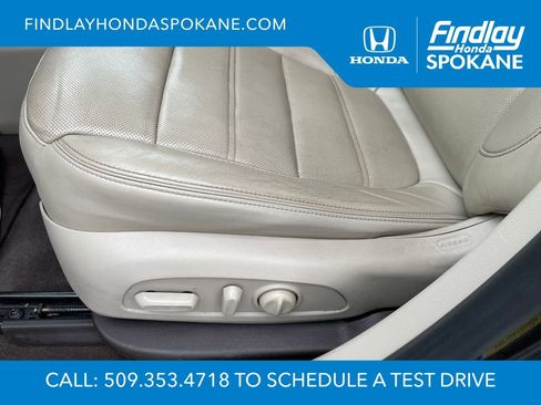 Used 2017 GMC Acadia Denali image 8