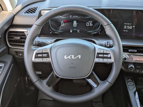 New 2025 Kia Telluride S image 23