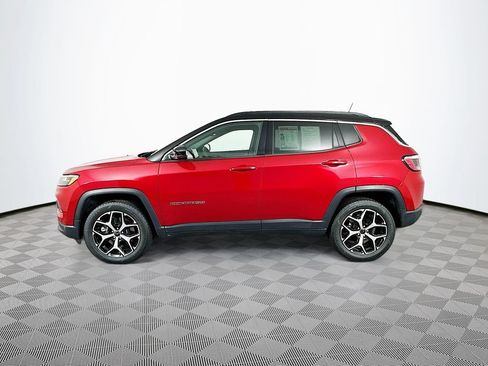 Certified 2025 Jeep Compass Limited AWD/4WD image 6