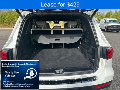 Used 2025 Mercedes-Benz GLB 250 4MATIC image 29