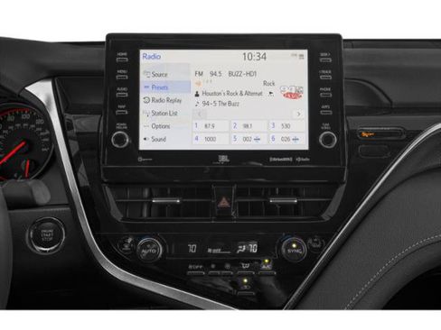 Used 2022 Toyota Camry XSE image 10