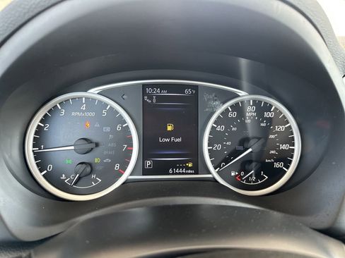 Used 2016 Nissan Sentra SL w/ Technology Package image 39