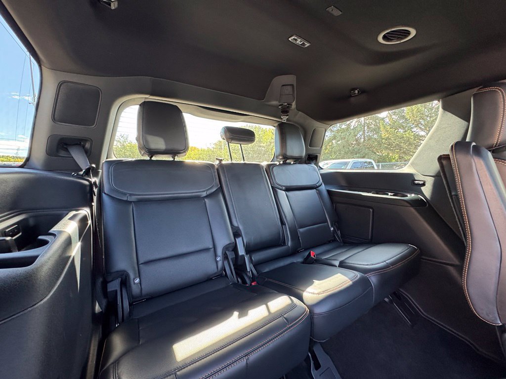 Used 2025 Ford Expedition Tremor AWD/4WD image 38