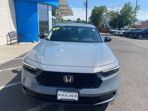 New 2025 Honda Accord SE image 3