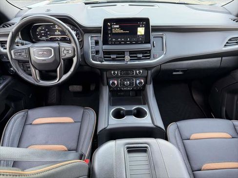 Used 2024 GMC Yukon XL AT4 w/ Technology Package image 13