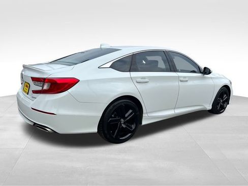 Used 2019 Honda Accord Sport image 8