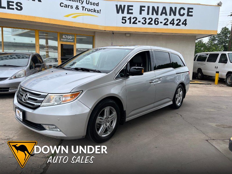 Used 2013 Honda Odyssey Touring image 1