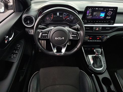 Certified 2023 Kia Forte GT-Line FWD image 12