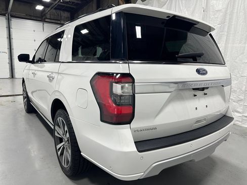 Used 2021 Ford Expedition Platinum AWD/4WD image 5