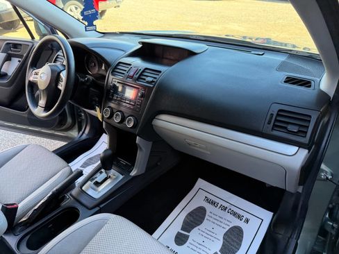 Used 2015 Subaru Forester 2.5i Premium image 21