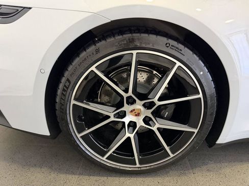 New 2026 Porsche 911 Carrera image 12