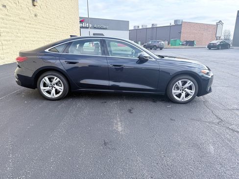 Used 2025 Audi A5 2.0T Premium Plus image 6