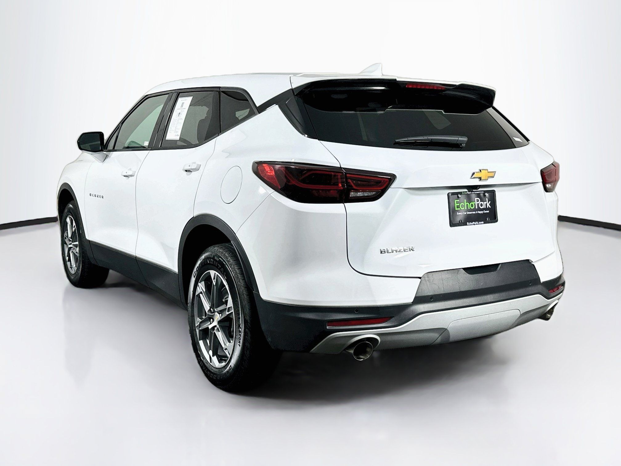 Used 2026 Chevrolet Blazer LT FWD image 5